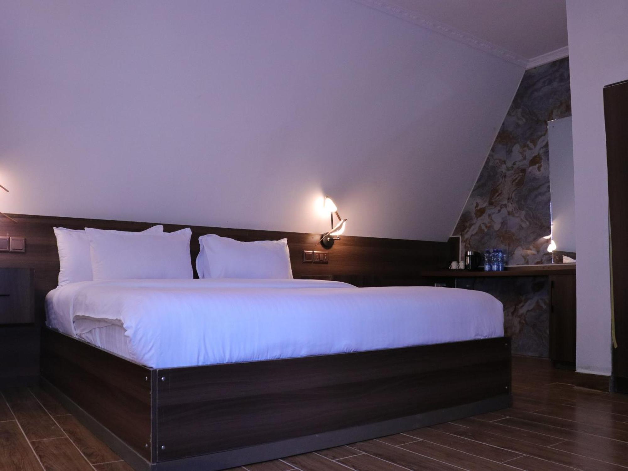 Brooks Lodge Nakuru Esterno foto
